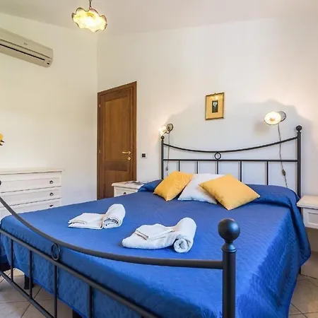 Casa Papavero Ferienwohnung Mit Meerblick * Cala Gonone