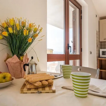 Apartman Casa Papavero Ferienwohnung Mit Meerblick